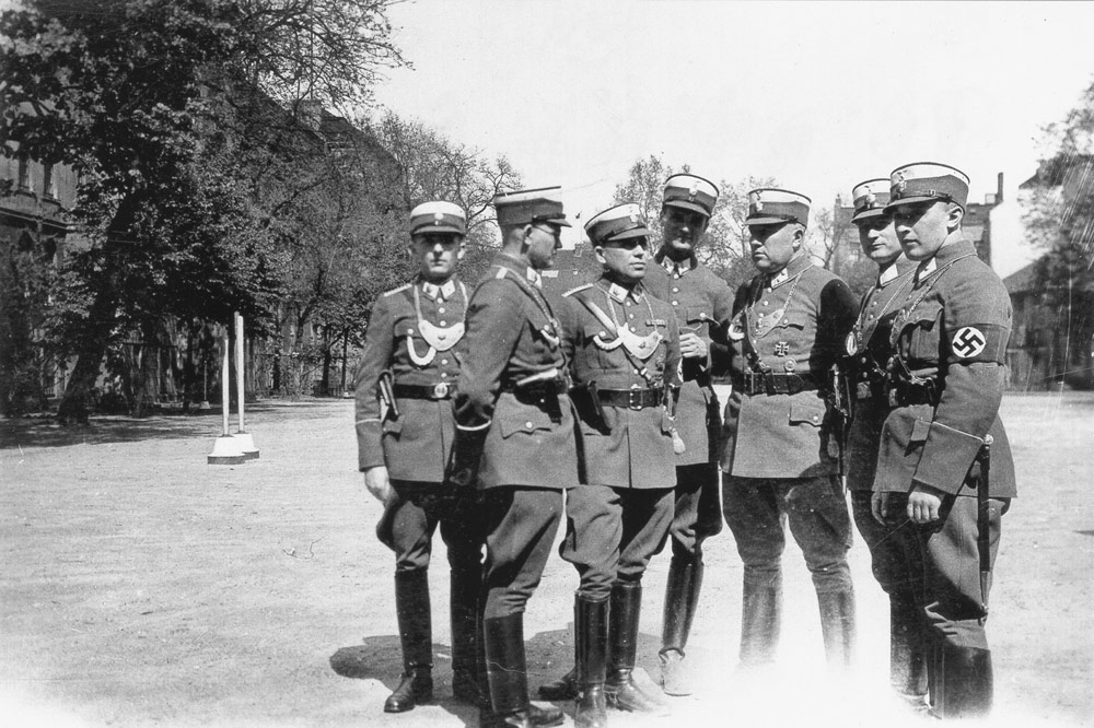Ulrich Geguns in der Uniform des Feldjägerkorps, Landesarchiv Berlin / um 1934